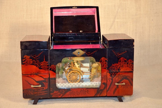 Vintage 40s 50s Japanese Asian Lacquer Rickshaw Jewelry Box