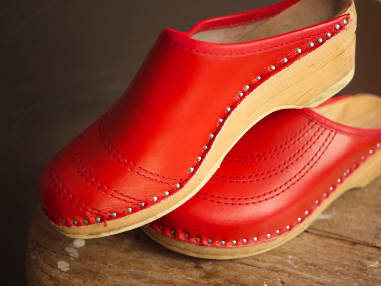 bastad wooden clogs