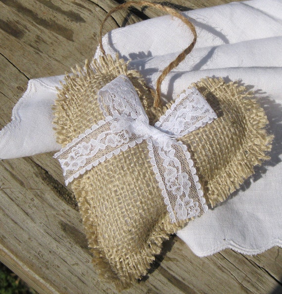 Items similar to Rustic burlap and lace heart ornaments - set of 2 on Etsy