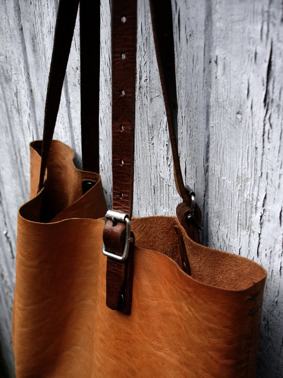 leather carry all tote