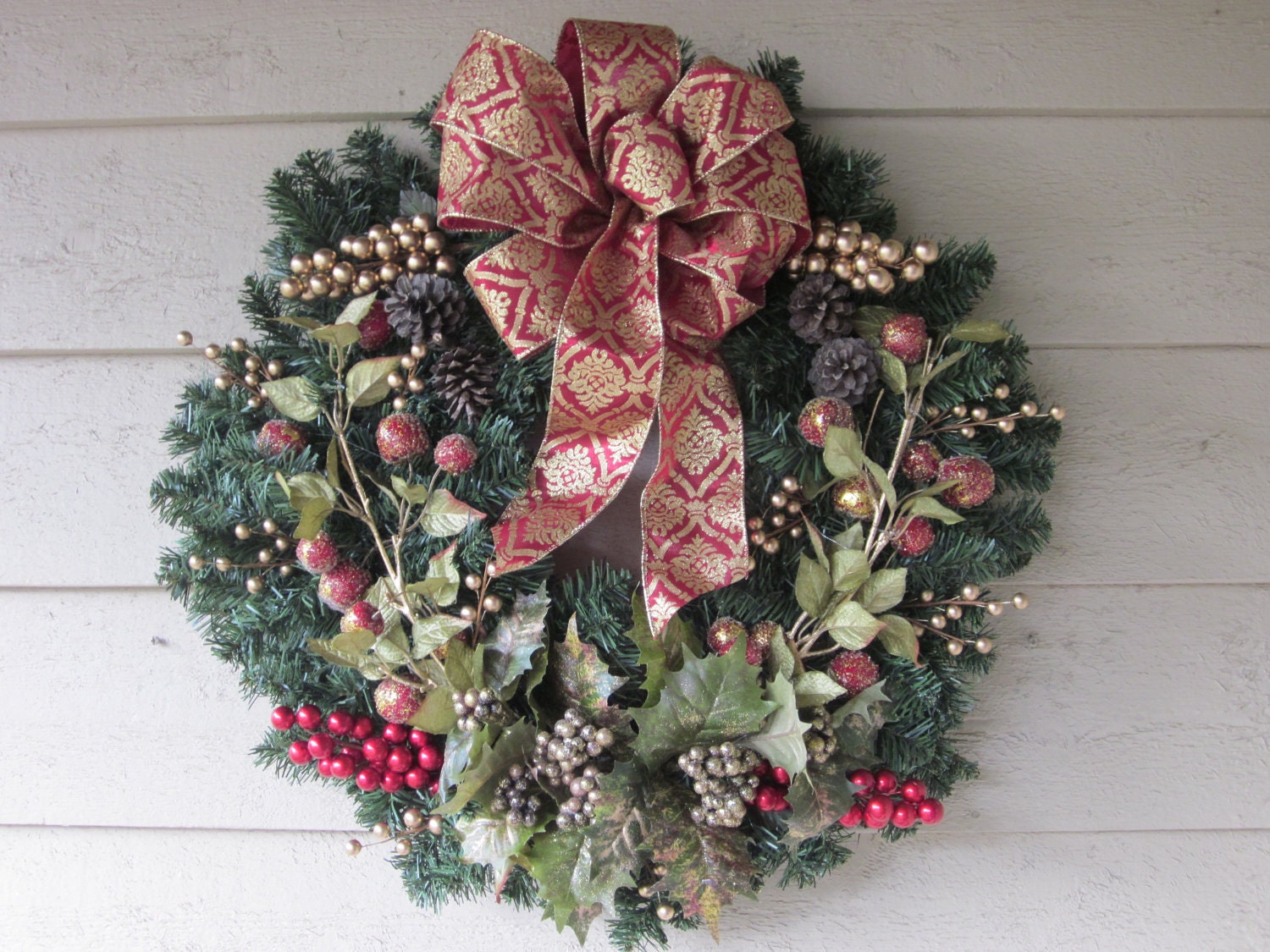 Victorian Red and Gold Embossed Bow Wreath