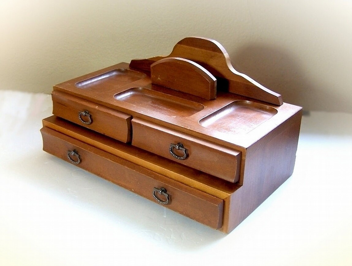 Vintage Dresser Valet mens jewelry box desk by TheWhitePelican