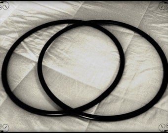Naked / Untaped Mini Poi Twin Hula Hoops DIY - two arm hoops