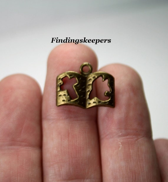 6 14 x 17 mm Bronze Bible Book Charms bz831