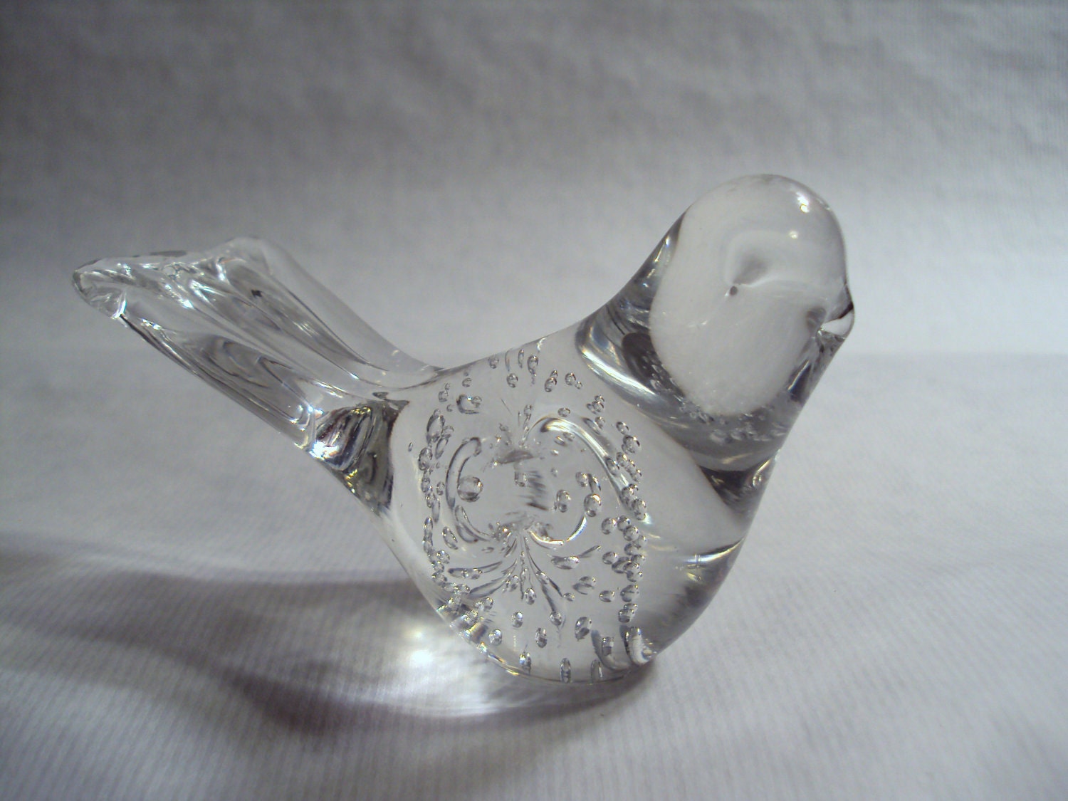 Vintage Art Glass Bird Figurine Paperweight Bullicante Bubble