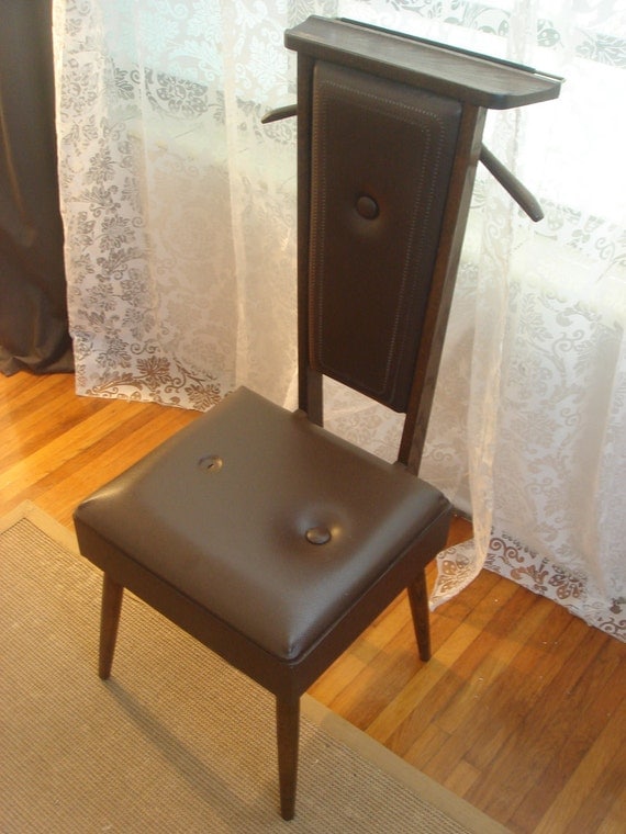 Mid Century Brown SetWell Vinyl Men's Dressing Butler