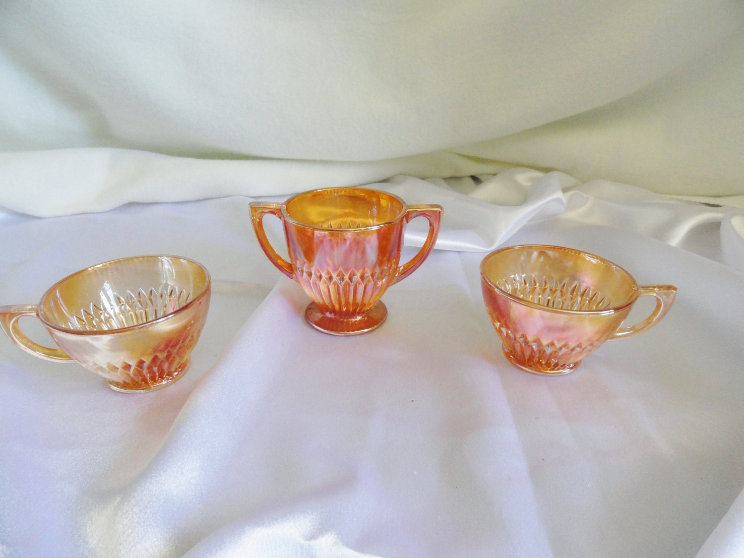 Vintage orange colored depression glass 2 cups one sugar
