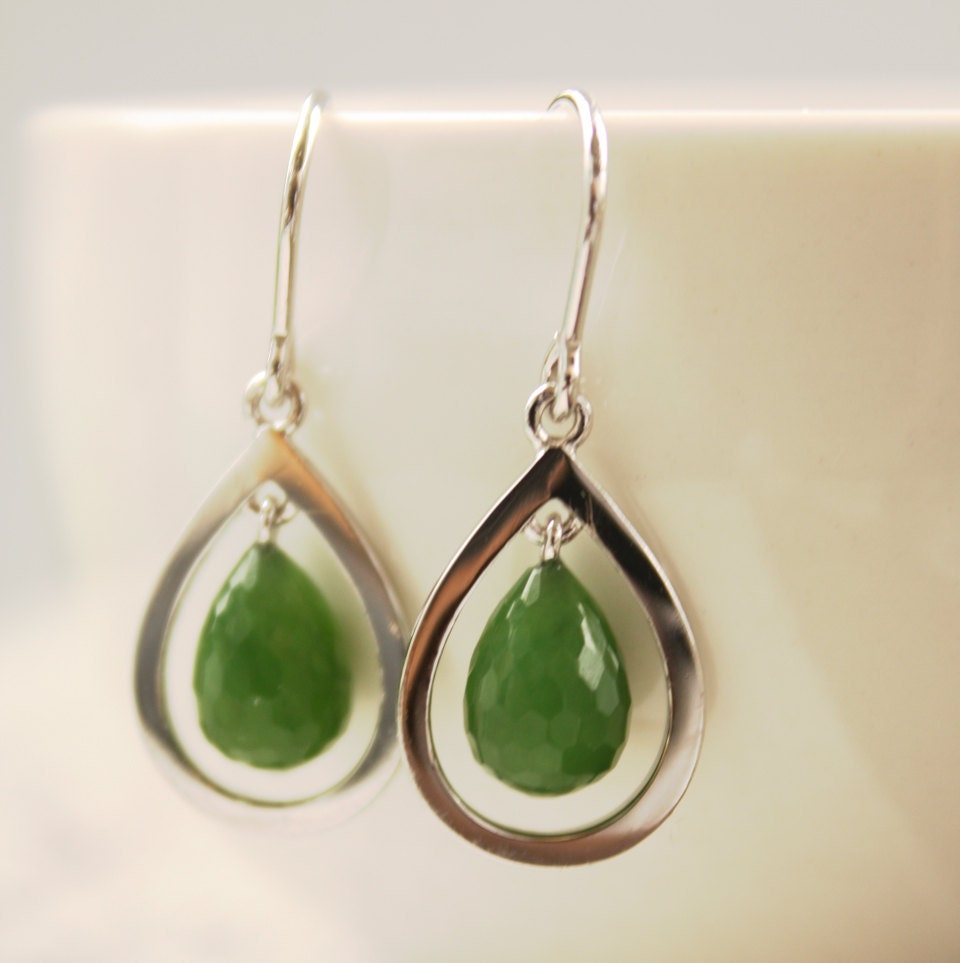 Teardrop Earrings Emerald Green Jade