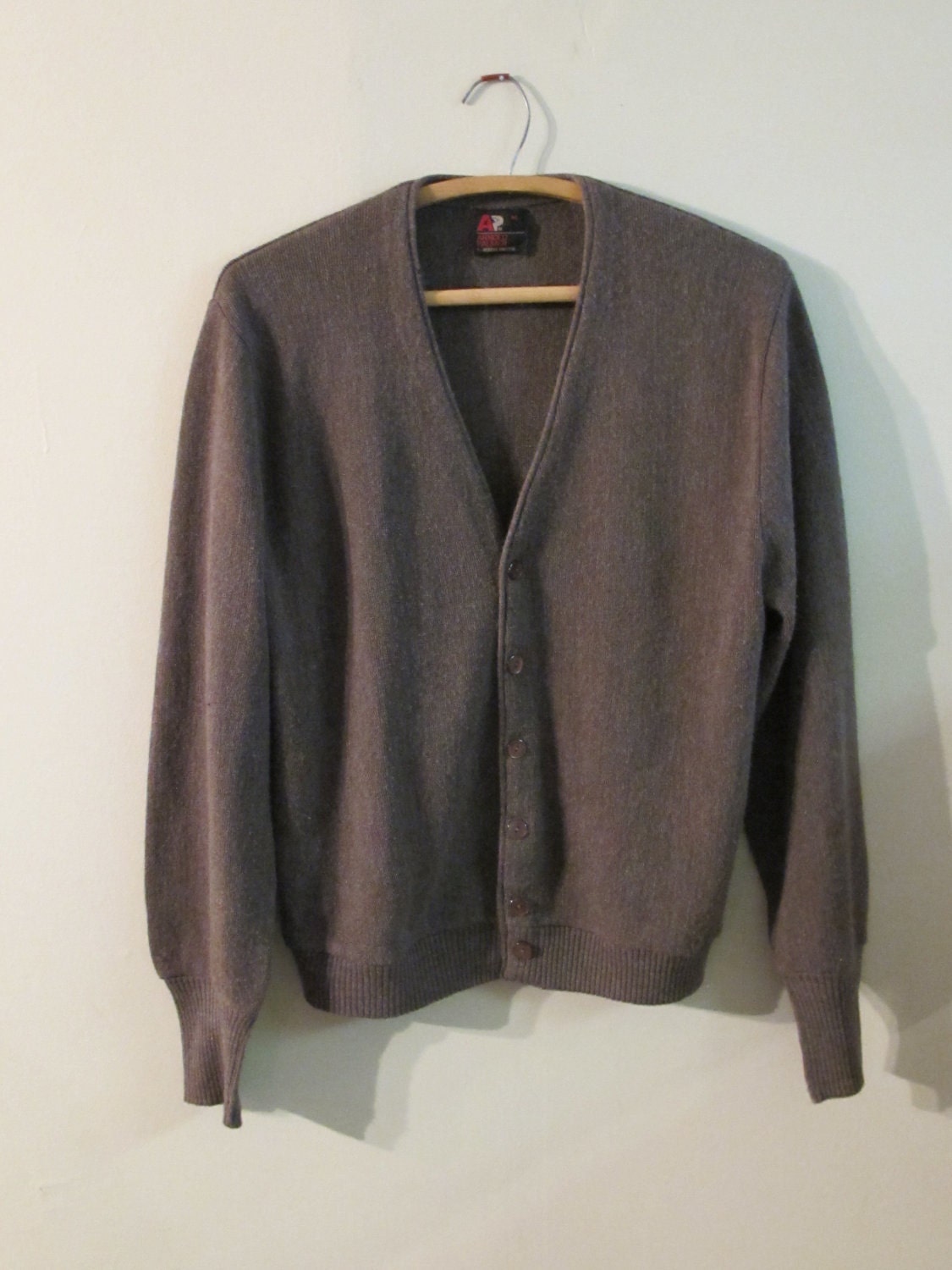 KURT COBAiN CARDiGAN iN BROWN. MENS MEDiUM. by ShastaBrookVintage