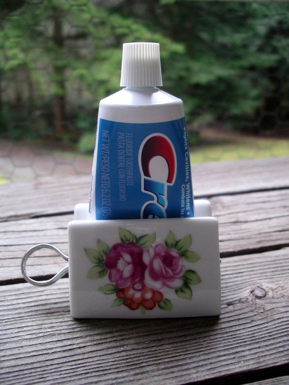 Squeeze It Vintage Tube Toothpaste Dispenser
