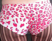 Medium. Ultimate Low Rise Pink Cheetah Animal Print Yoga Shorts, Roller Derby Hot Pants, Short Shorts.  Medium