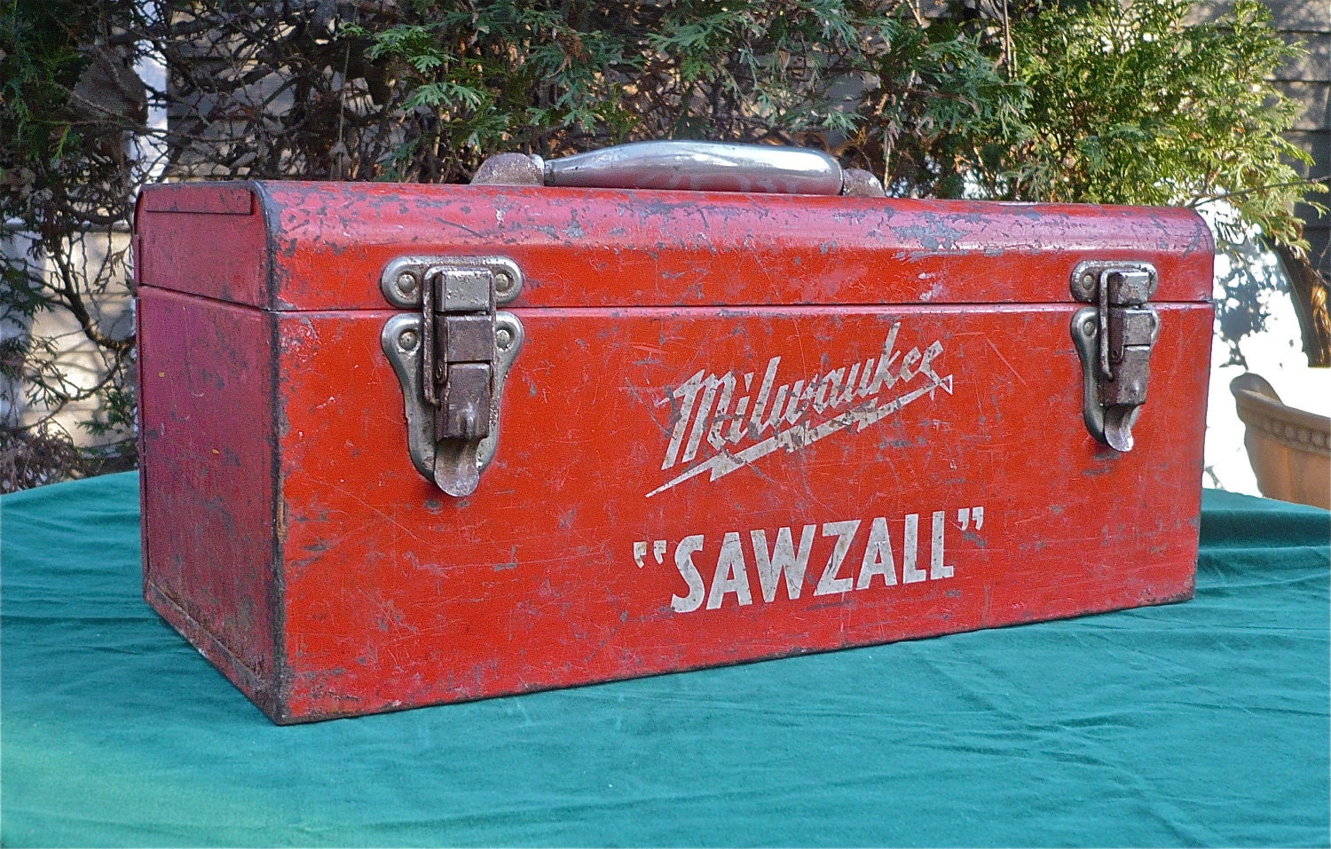 Tool Box Metal Vintage Milwaukee SALE