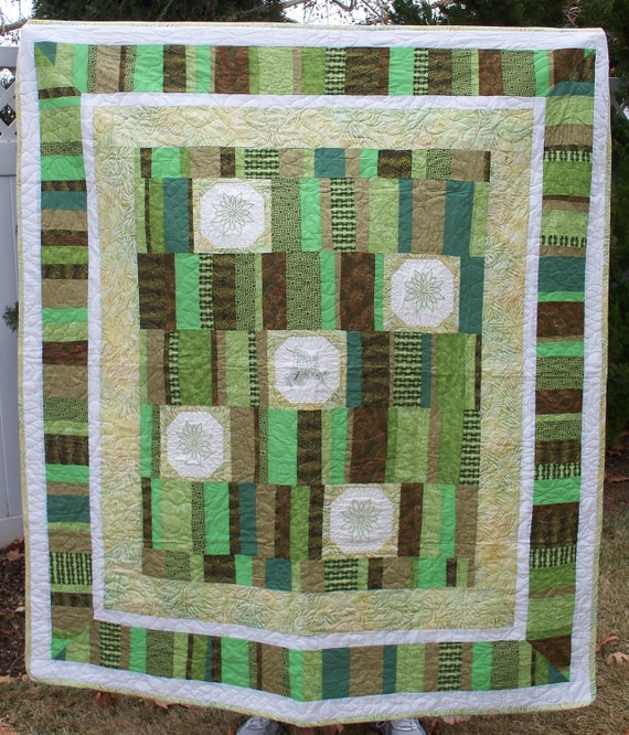 71-x-63-earthy-shades-of-green-quilt-pieced-quilt-with