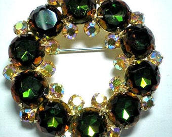 D&E aka Juliana Heliotrope Circle Brooch Item No: 16253