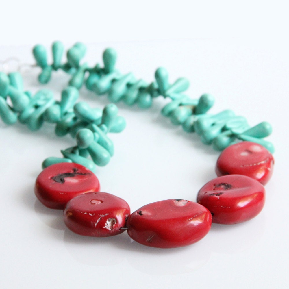 Turquoise Coral Necklace Beachy Color Blocking Chunky