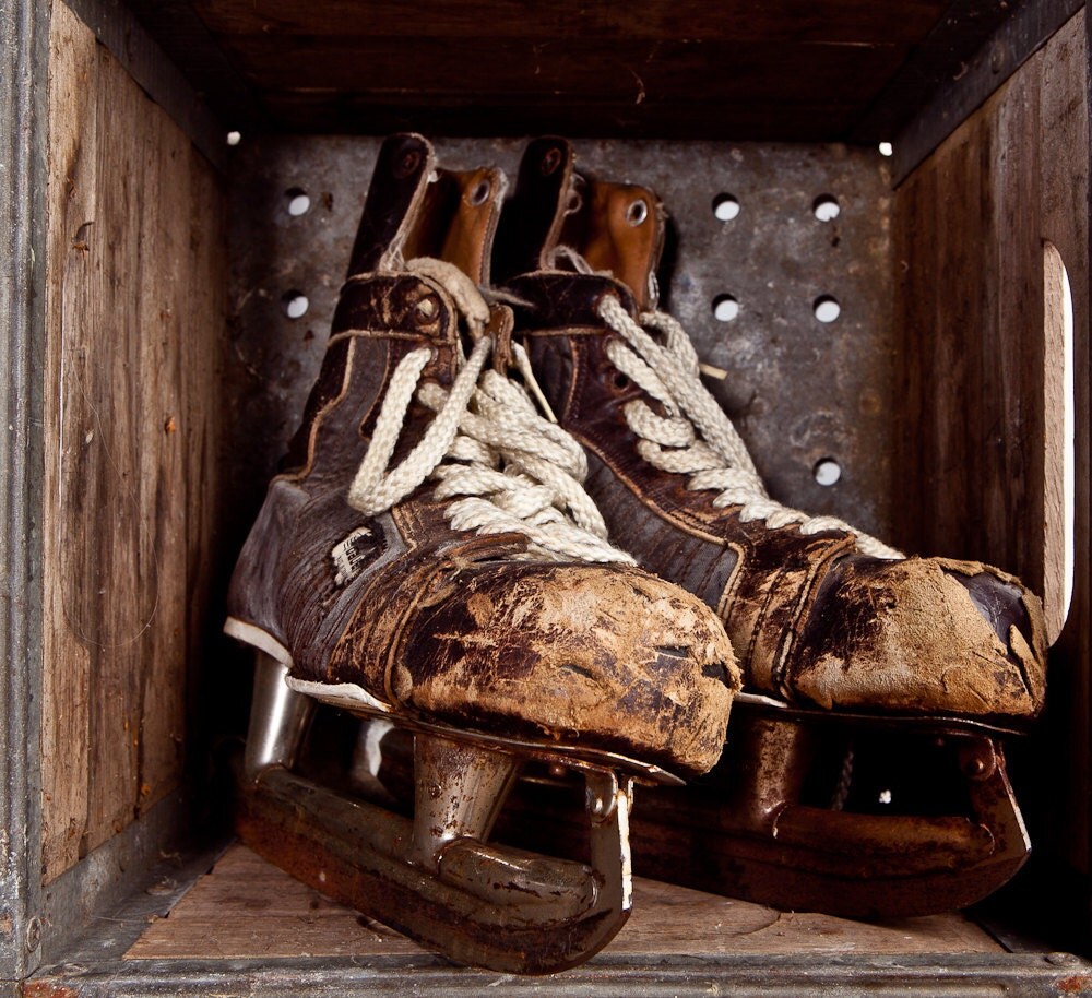 Vintage Canadian Bauer Hockey Skates