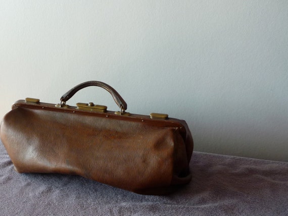 SALE Big Antique 1800&#39;s French leather Doctor&#39;s Bag