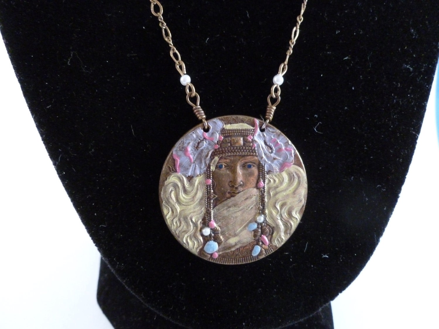 Pididdly links vintage Necklace.