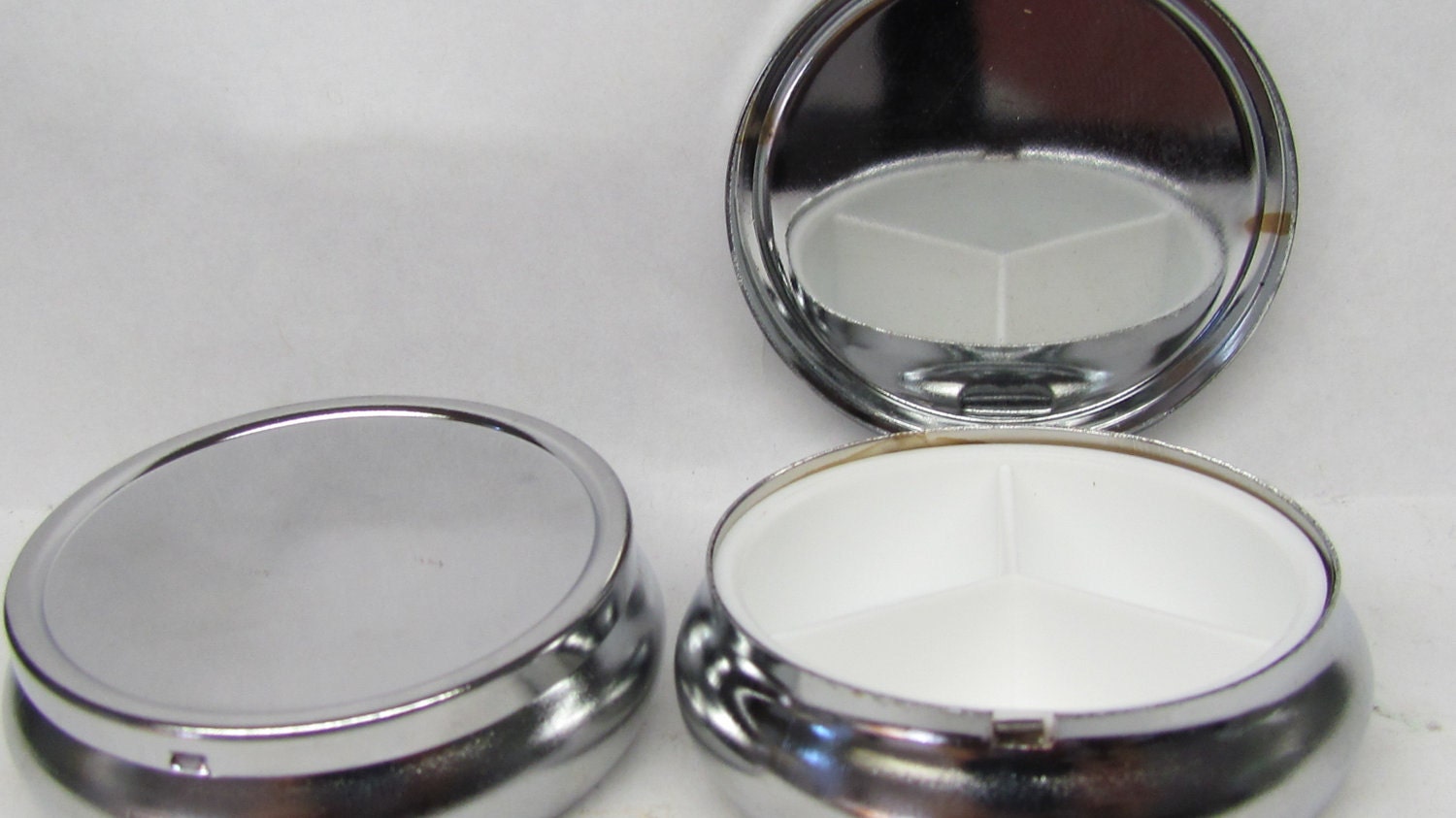 Two Blank Round Metal Pill Box Containers Circle Silver