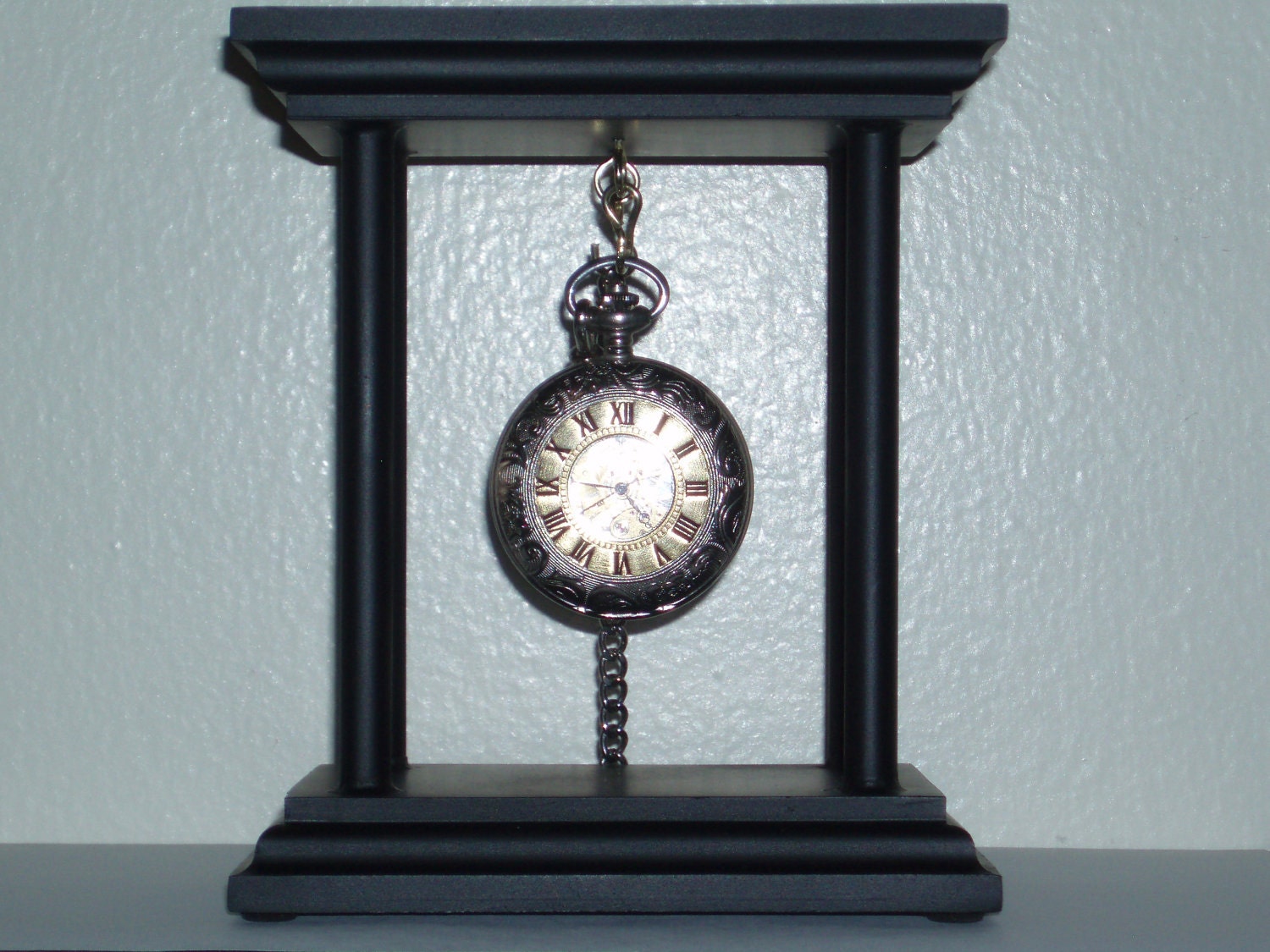 Pocket Watch Display Stand Holds 1 Watch
