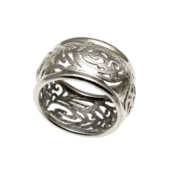 Silver Swirl Ring Wife of the Wind