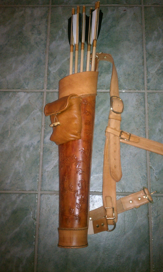 leather arrow quiver