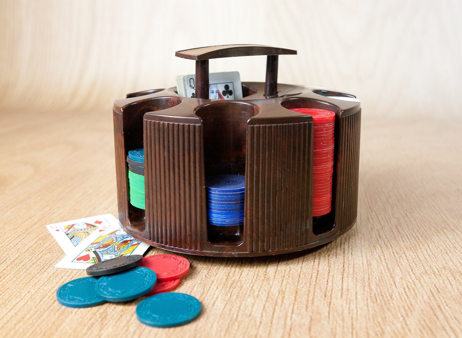 Revolving Poker Chip Caddy variegated brown by LazyDayRelics