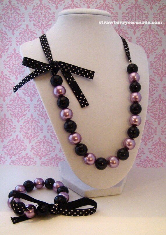 pearl+lolitas Items similar to Purple & Black Pearl Lolita Bow Ribbon Necklace AND ...