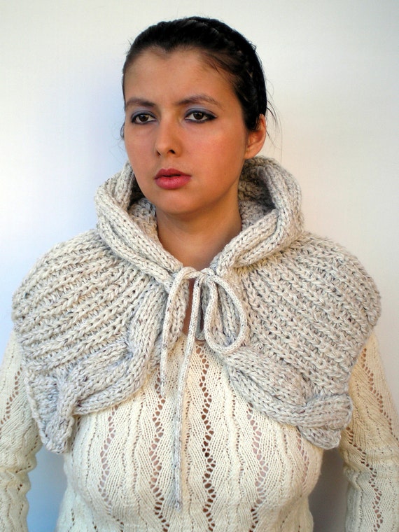 hooded Woman drops wool  Cabled Super Chunky Hooded Capelet scarf soft Capelet Hooded Cape