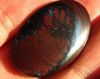 Wonderful handcrafted 27ct Koroit Boulder Opal cabochon