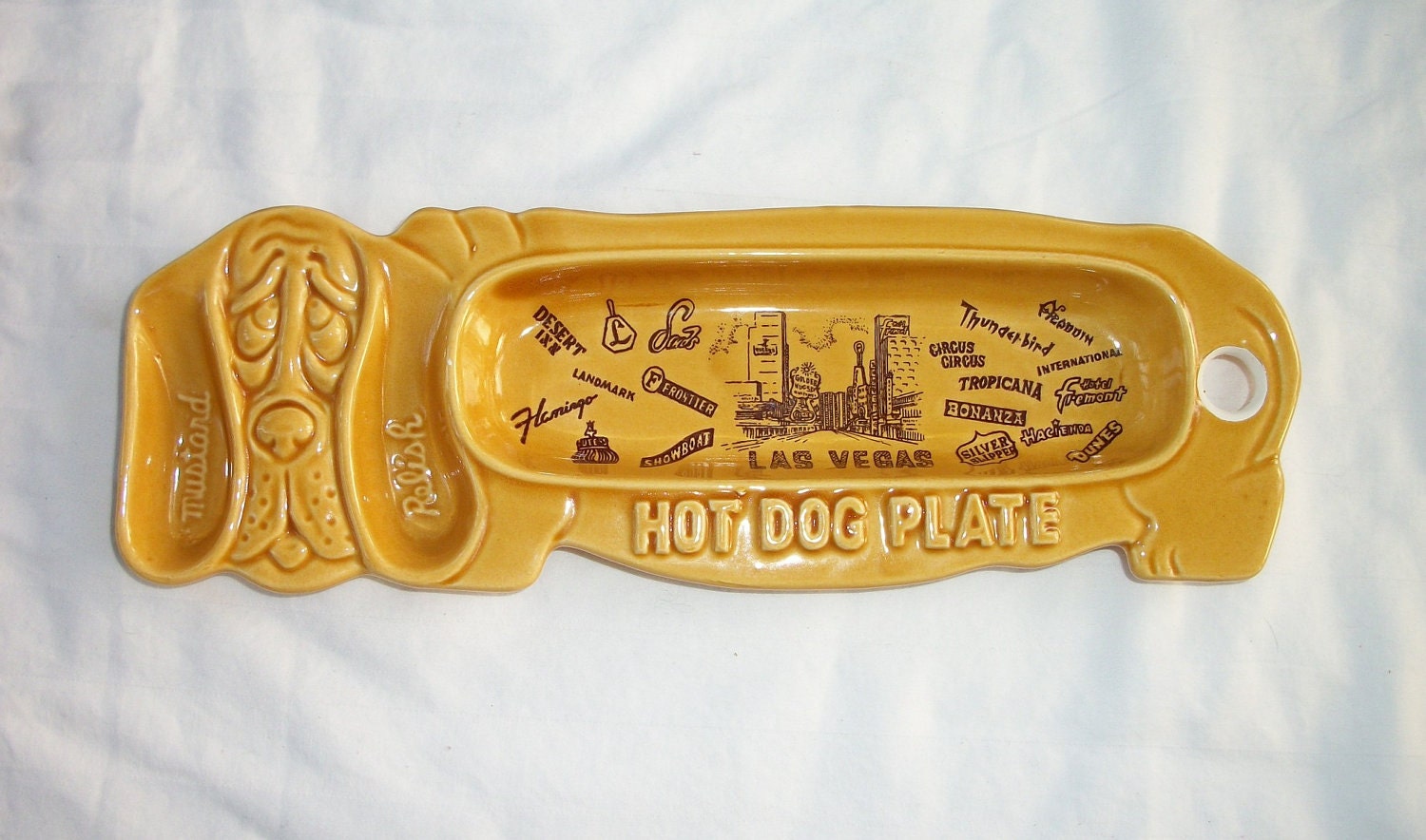 Vintage Yellow Hot Dog Plate Las Vegas With The Names Of Many