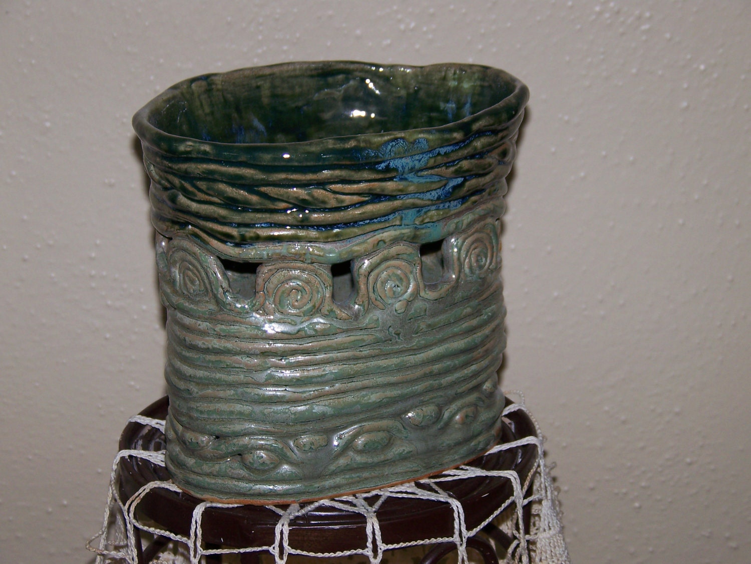 Coil pot handbuilt Pottery Vase. Green blend. 7 by susanpaints