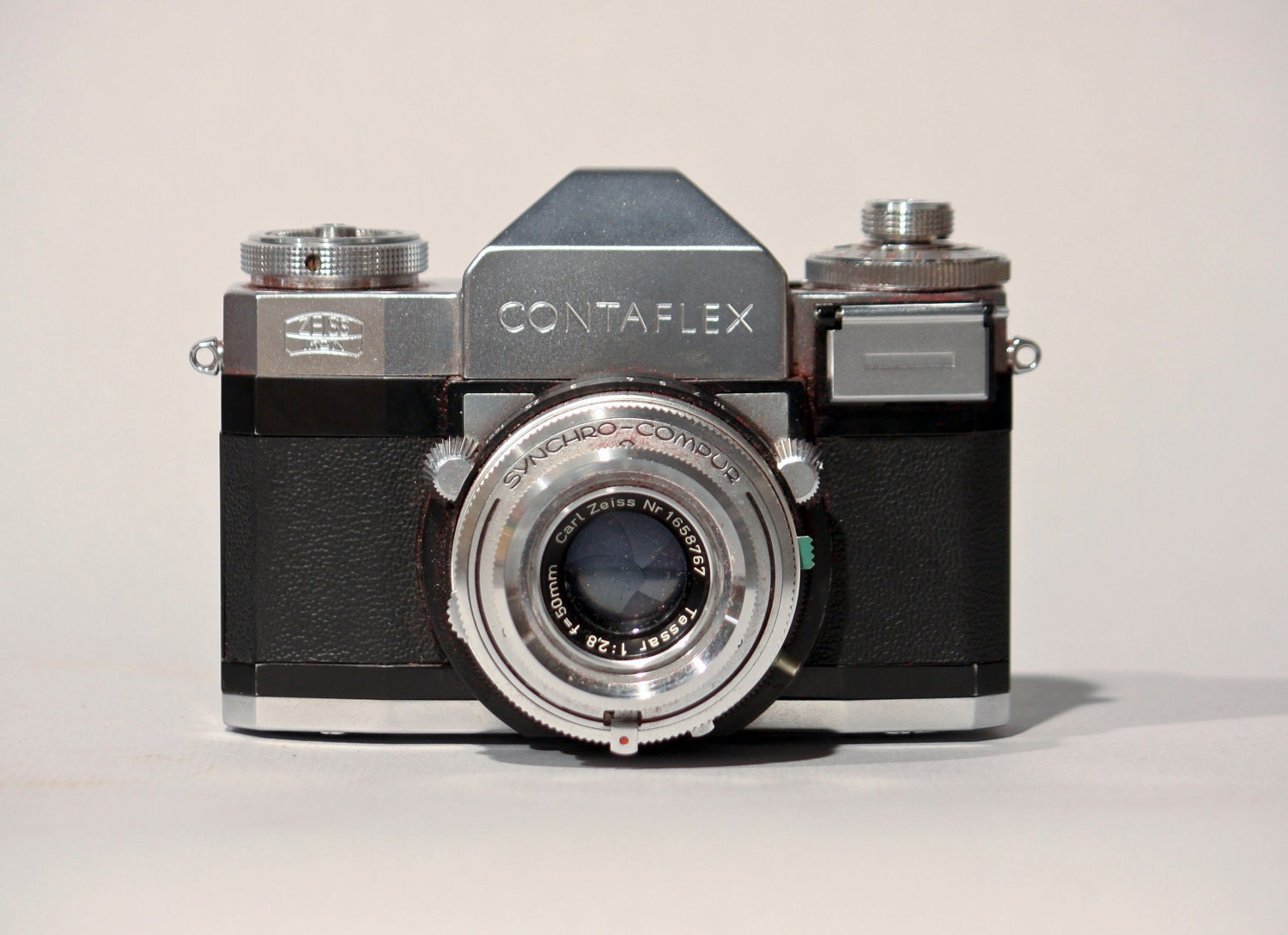 Vintage Zeiss Ikon Contaflex 35mm SLR Camera 1950s Made in