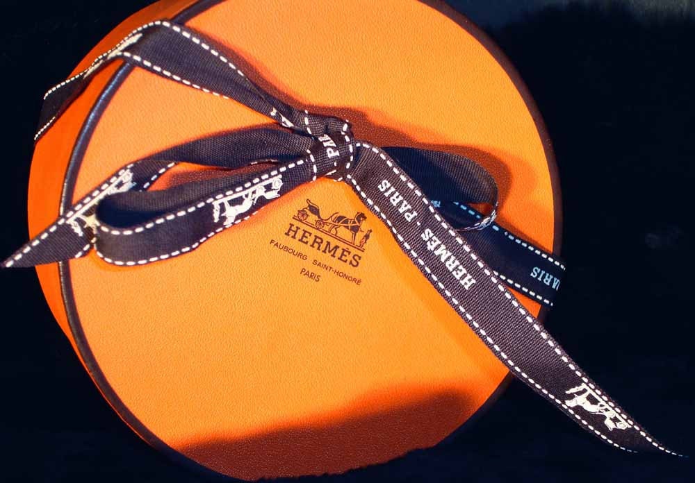 SALE Round HERMES BOX empty vintage round box for