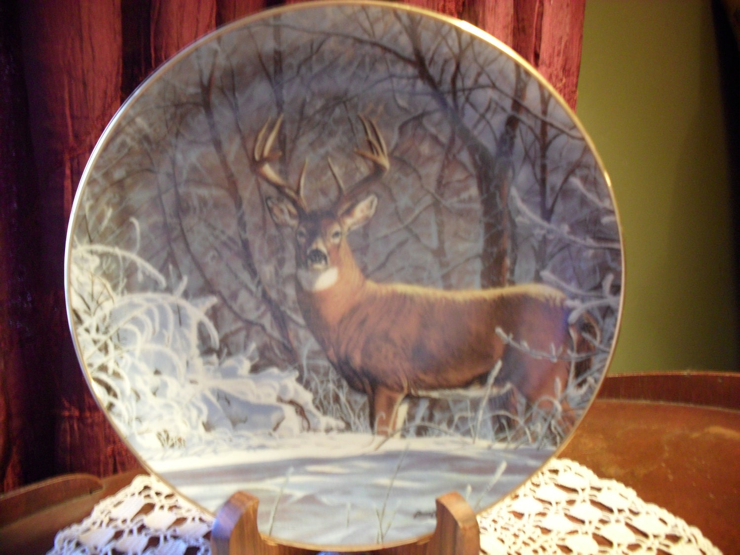 The Danbury Mint Winter Whitetail Plate