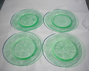 4 Dessert/Salad Green Vaseline Uranium Depression Era Glass Plates 7 3/ ...