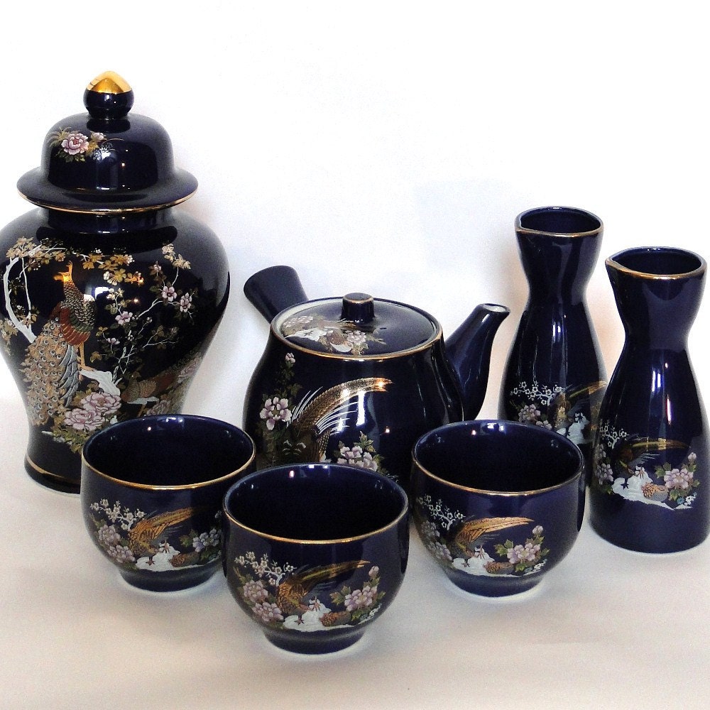 Heisei Vintage Japanese Tea Sake GingerJar Peacock Cobalt Blue