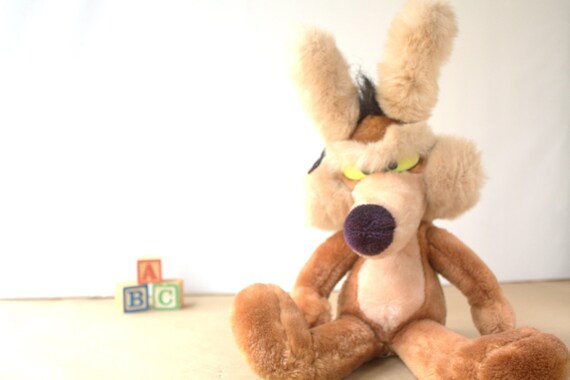 wile e coyote soft toy