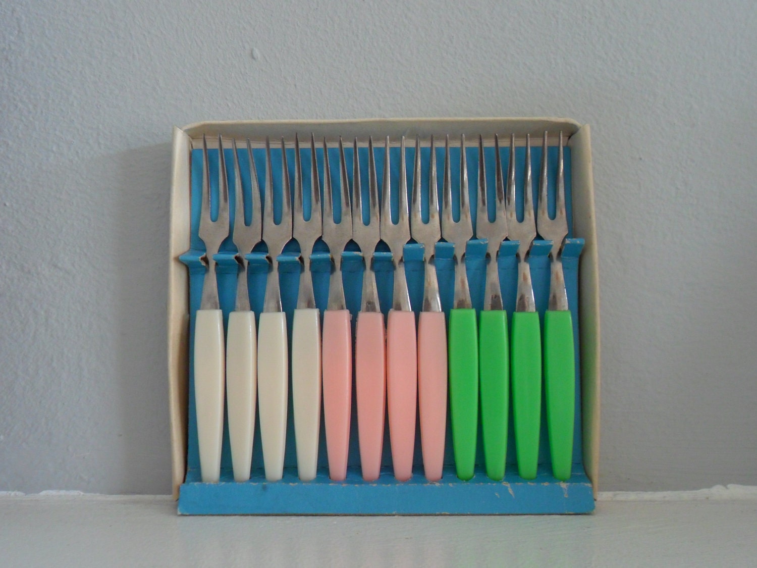 Vintage retro boxed set of 12 Little Fork cocktail forks for