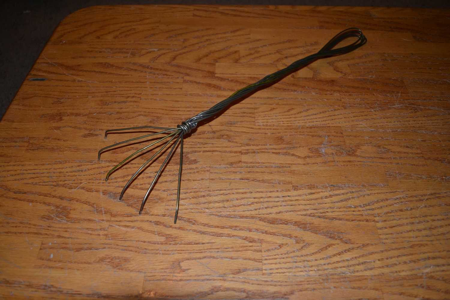 The GREATEST back scratcher you will ever use. You want