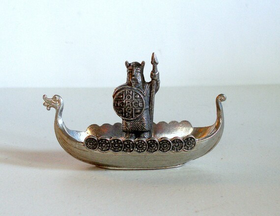 Vintage NORGE HANDSTOPT TINN Pewter Viking and Long Boat Salt