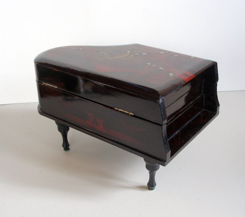 Vintage PIANO MUSIC JEWELRY Box Oriental Lacquerware