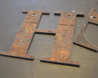 Rusty Metal Letter 6"