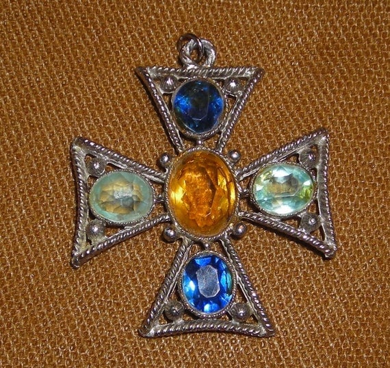 Maltese Cross / Knights Templar / Crusader Medal Of Honor
