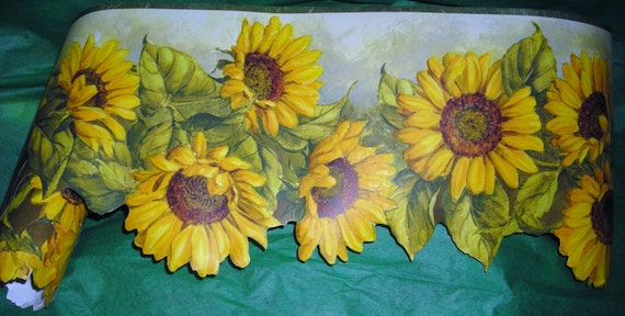 Vintage Wallpaper Border / Sunflowers / Decorative Edge