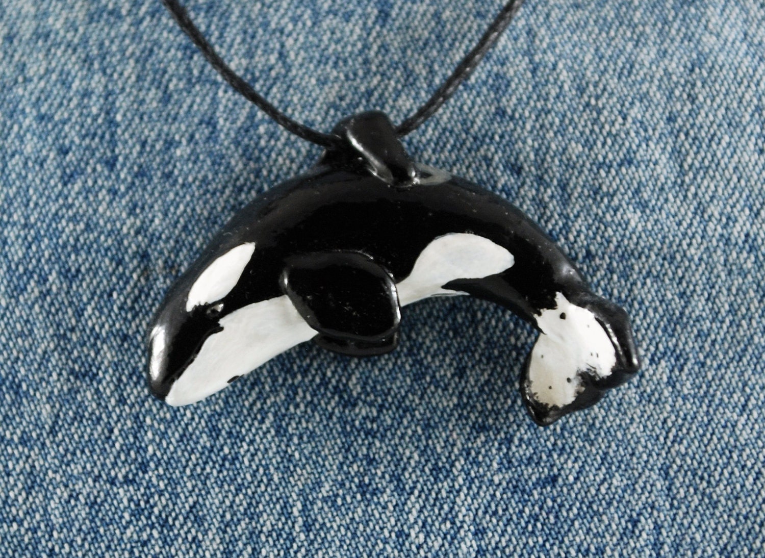free willy 2 necklace
