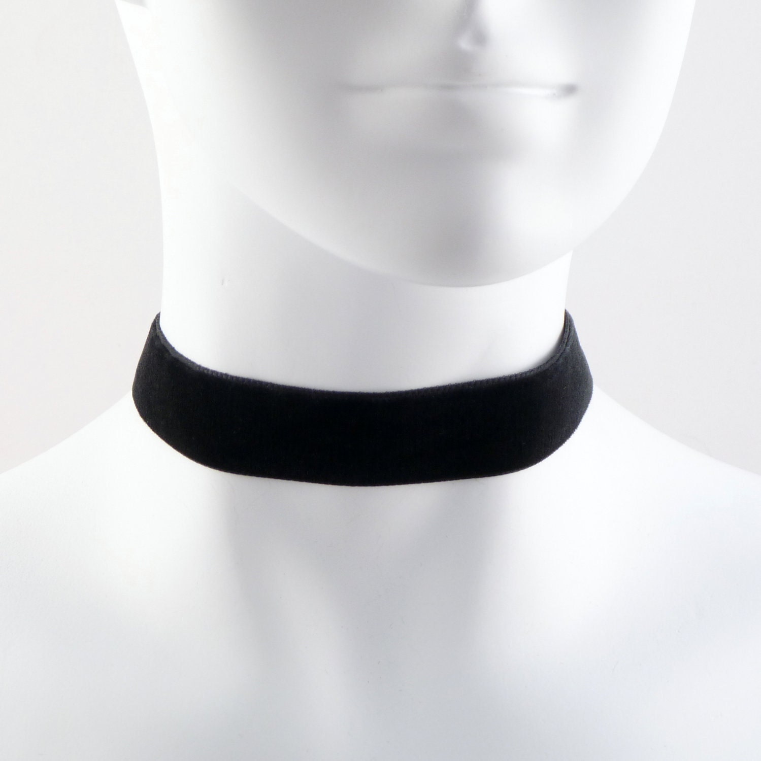 7/8 Black Velvet Choker Necklace Simple Plain Basic