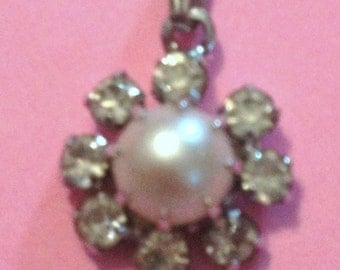 Rhinestone & Pearl Flower Pendant