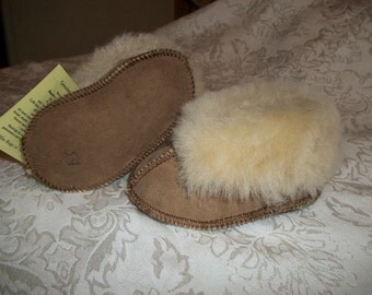 Handcrafted Kids Sheepskin Slippers ....KIDS Sizes...Small...Medium...Large....NWT