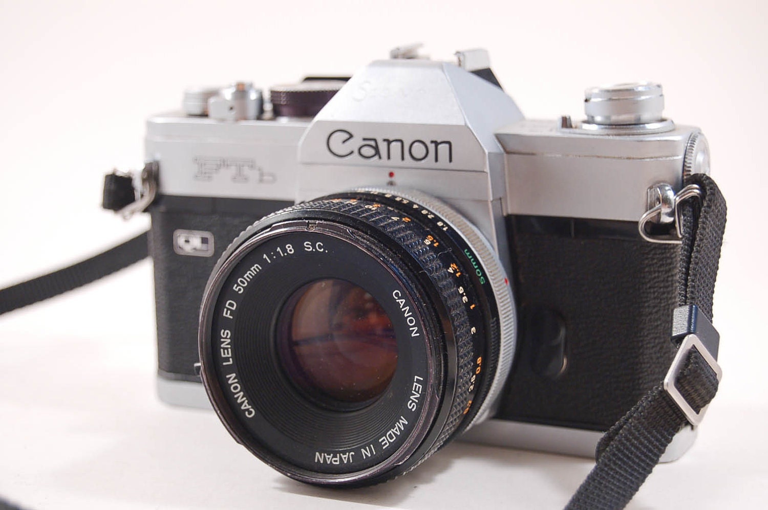 Canon FTb Vintage 35mm SLR Camera